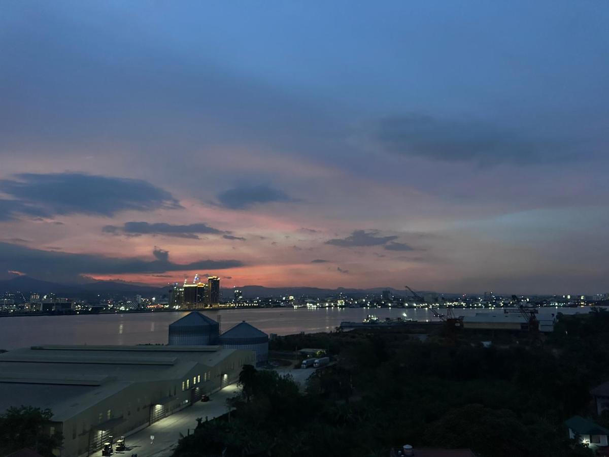Saekyung Condominium 麦克坦 外观 照片