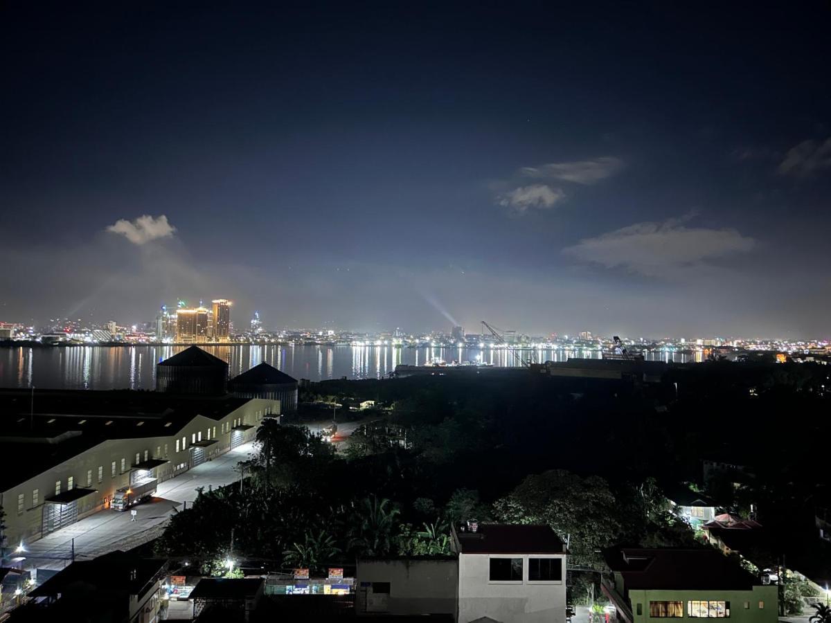 Saekyung Condominium 麦克坦 外观 照片